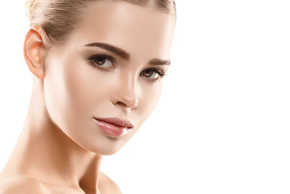 A young woman with a beautifully defined chin and jawline.